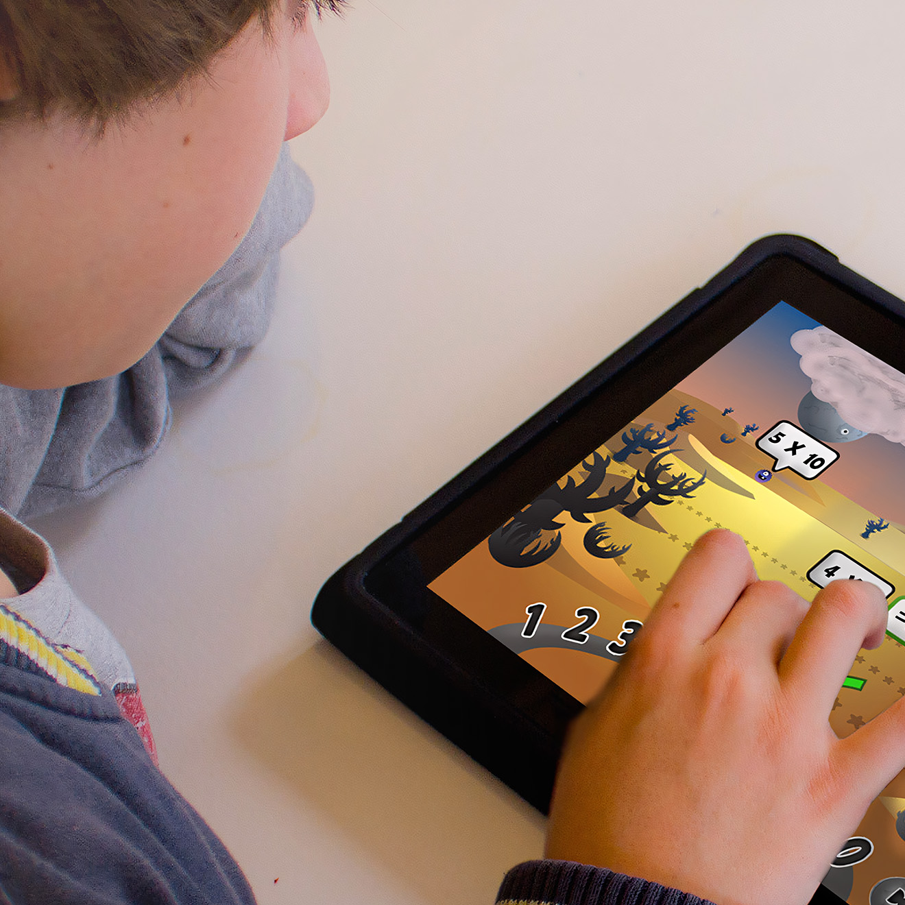 Digital and playful learning tools for daily use in primary school